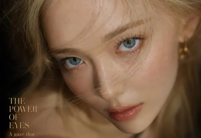 Magazine Cover Style